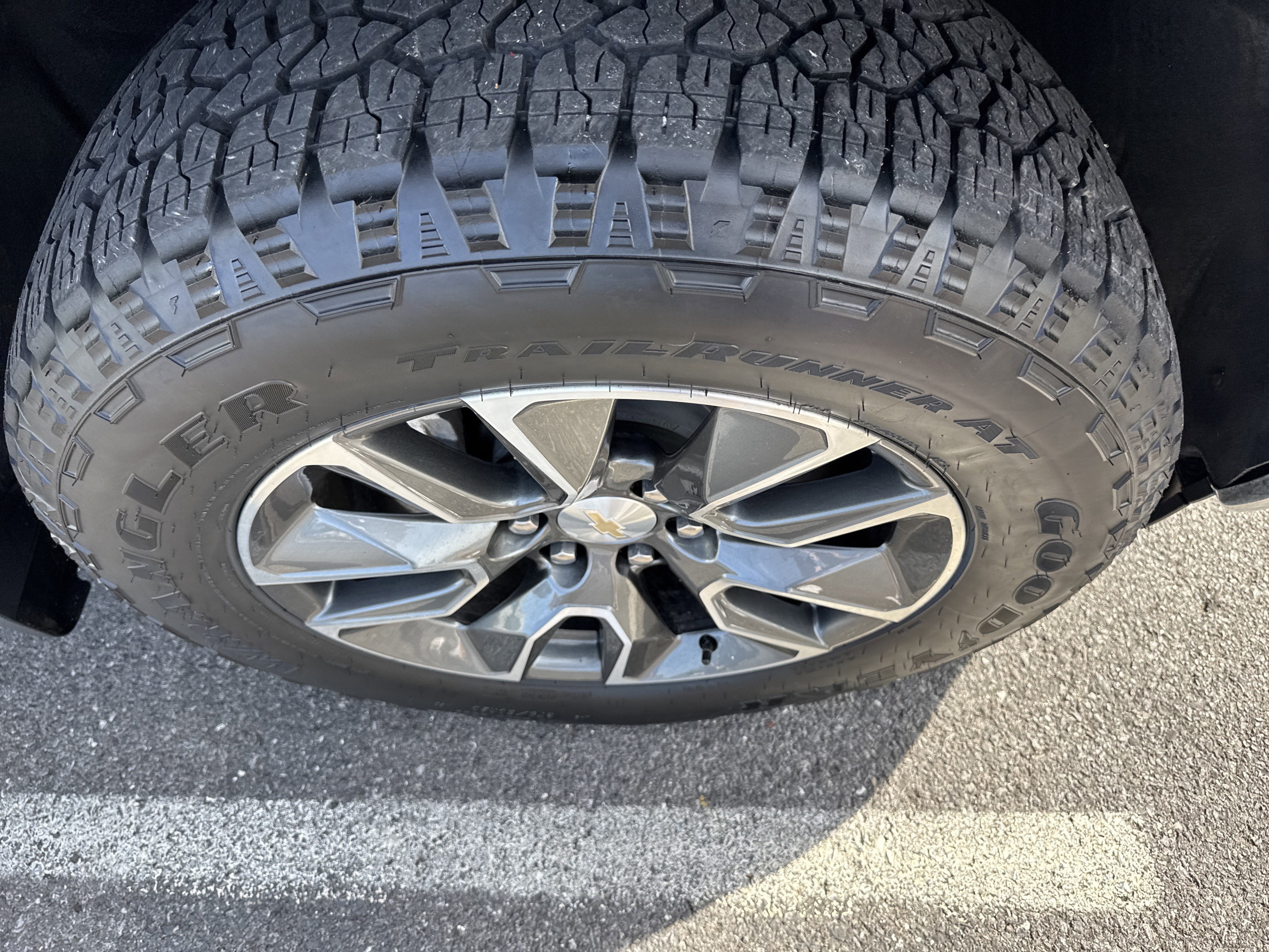 2023 Chevrolet Silverado 1500 LT (2FL)