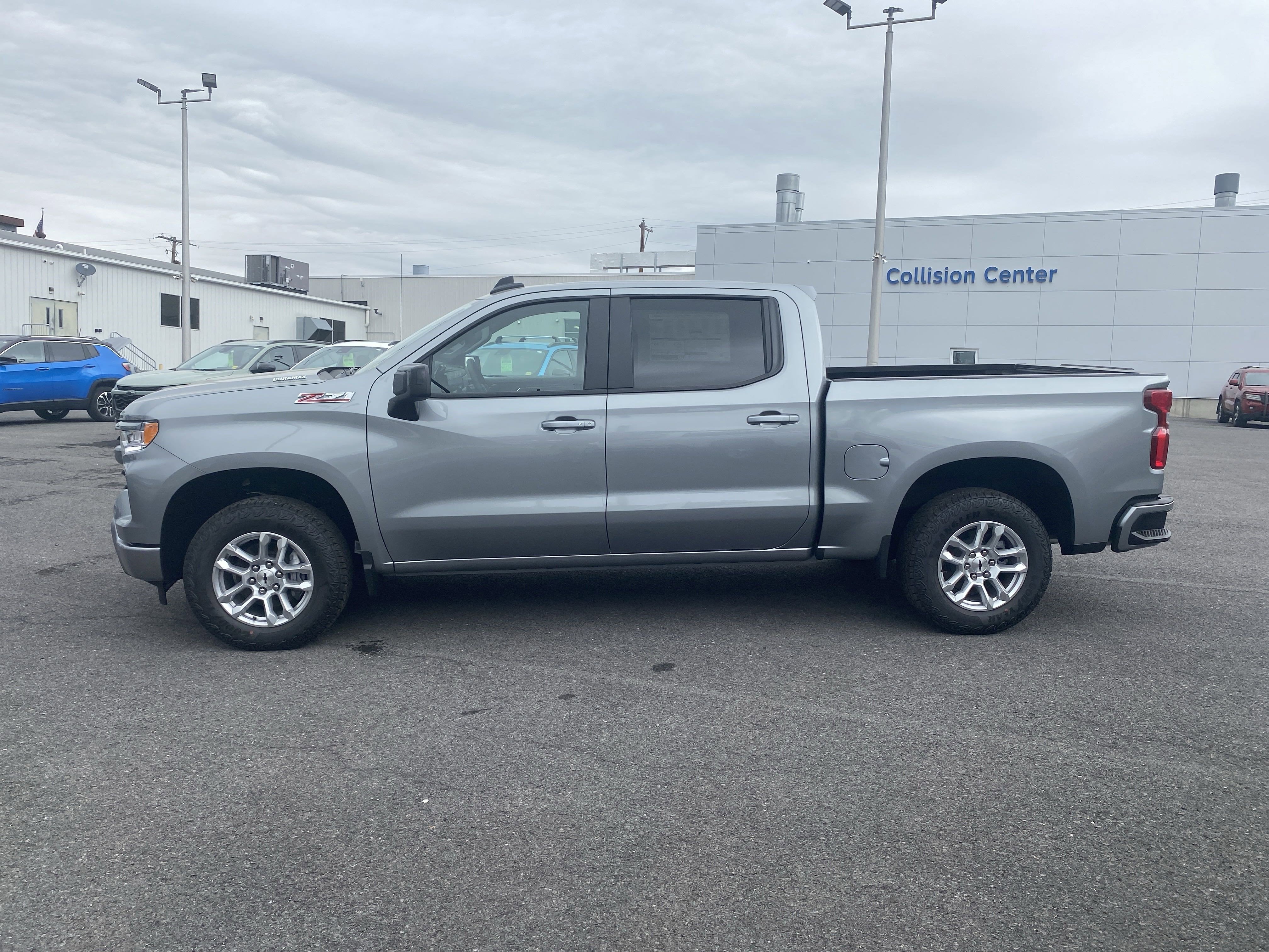 2025 Chevrolet Silverado 1500 RST