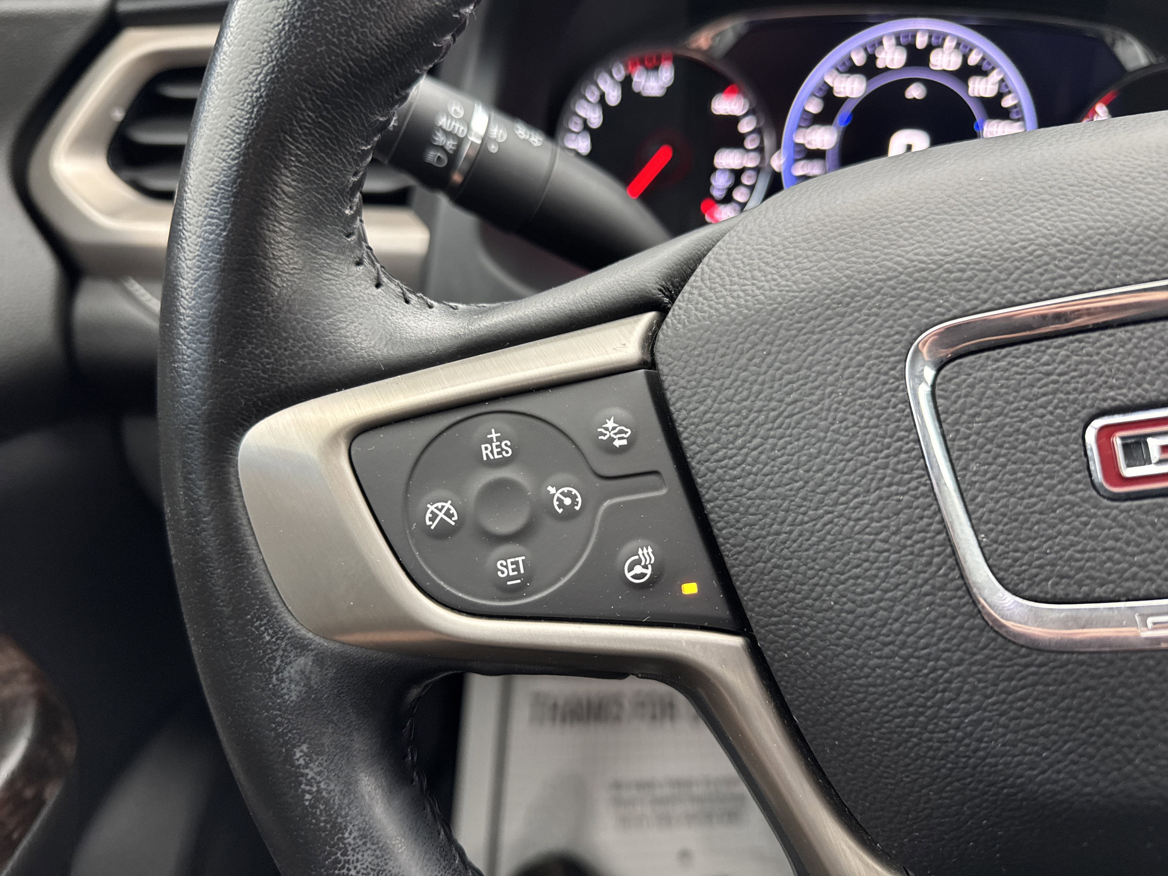 2020 GMC Acadia Denali