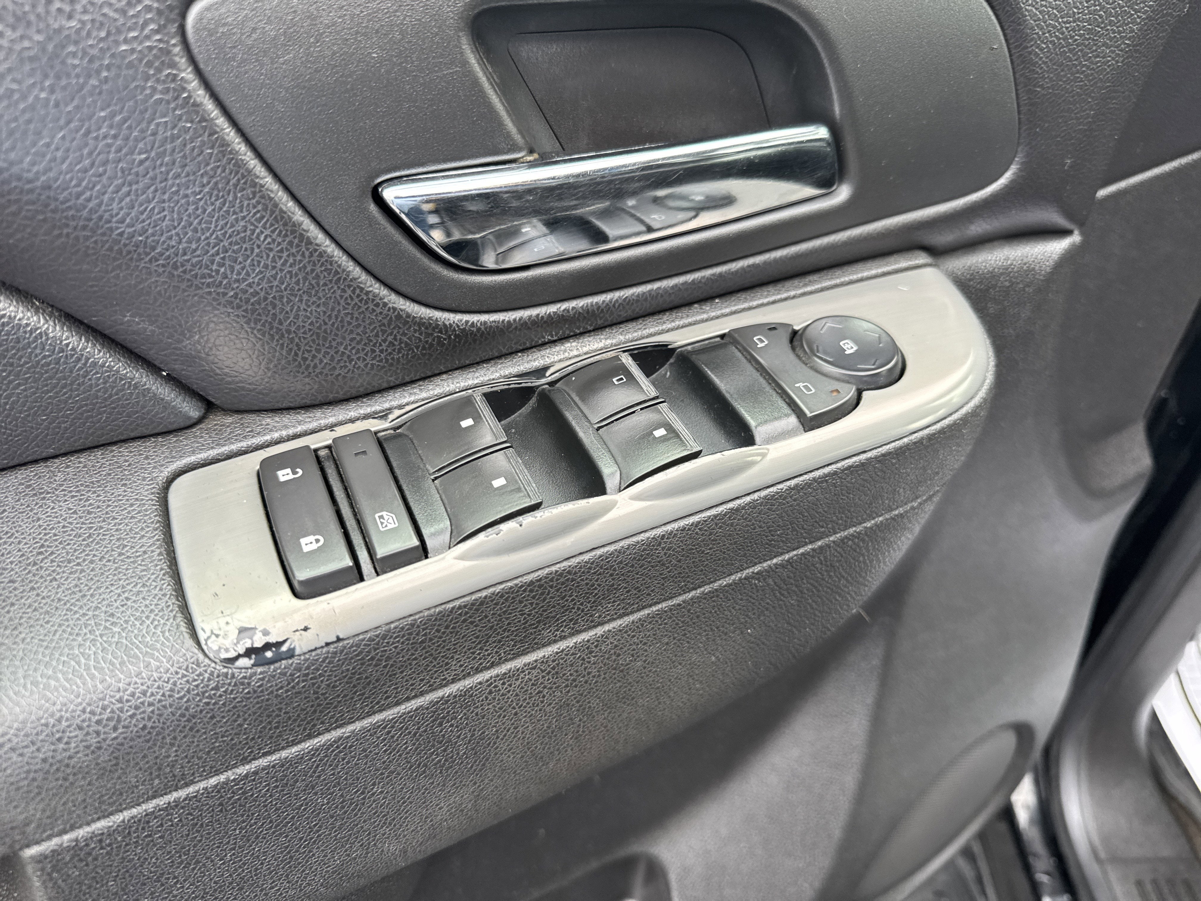 2011 Chevrolet Suburban LT