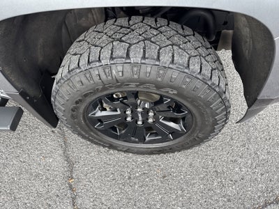 2022 GMC Canyon AT4 - Leather