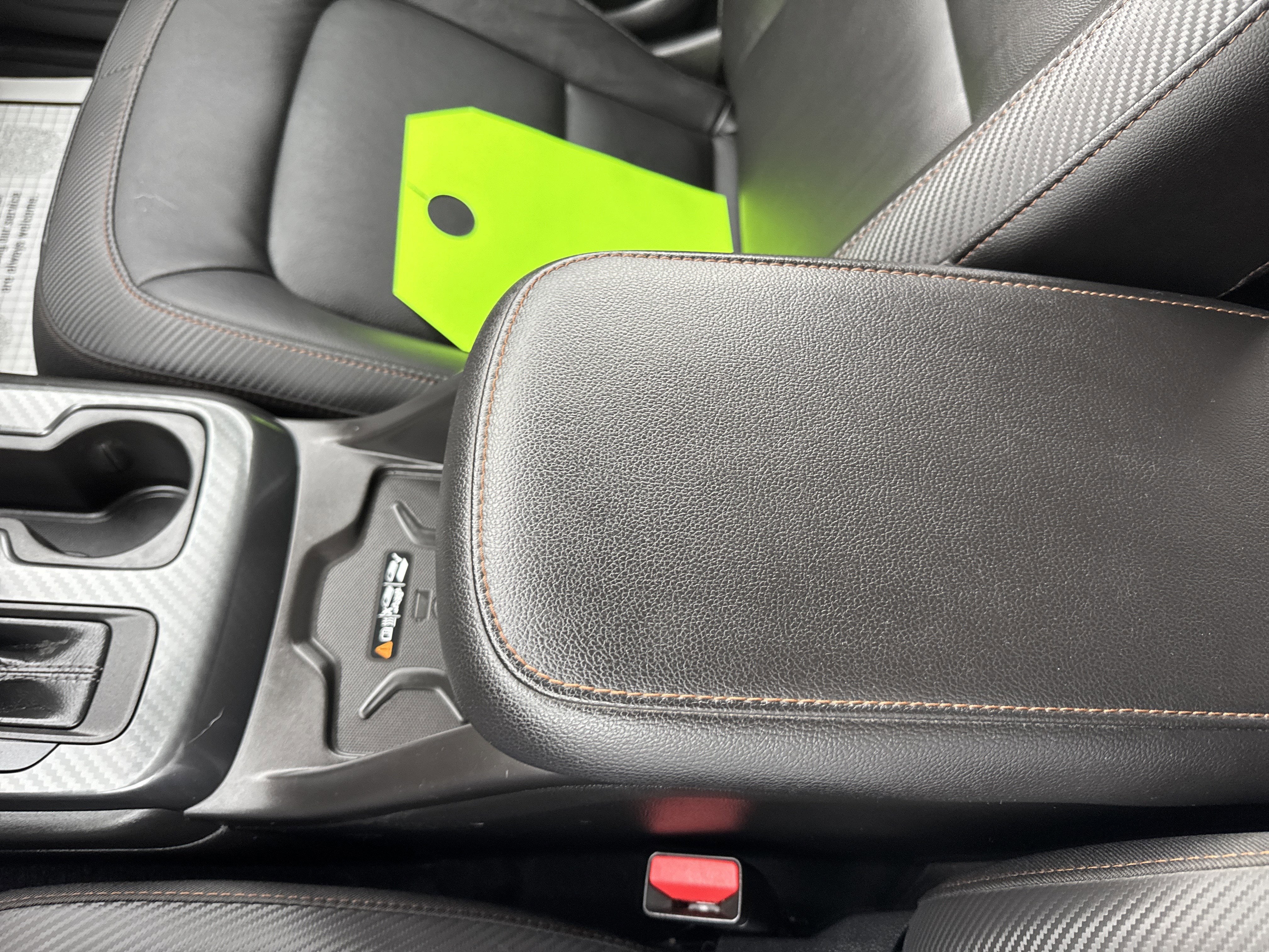 2022 GMC Canyon AT4 - Leather