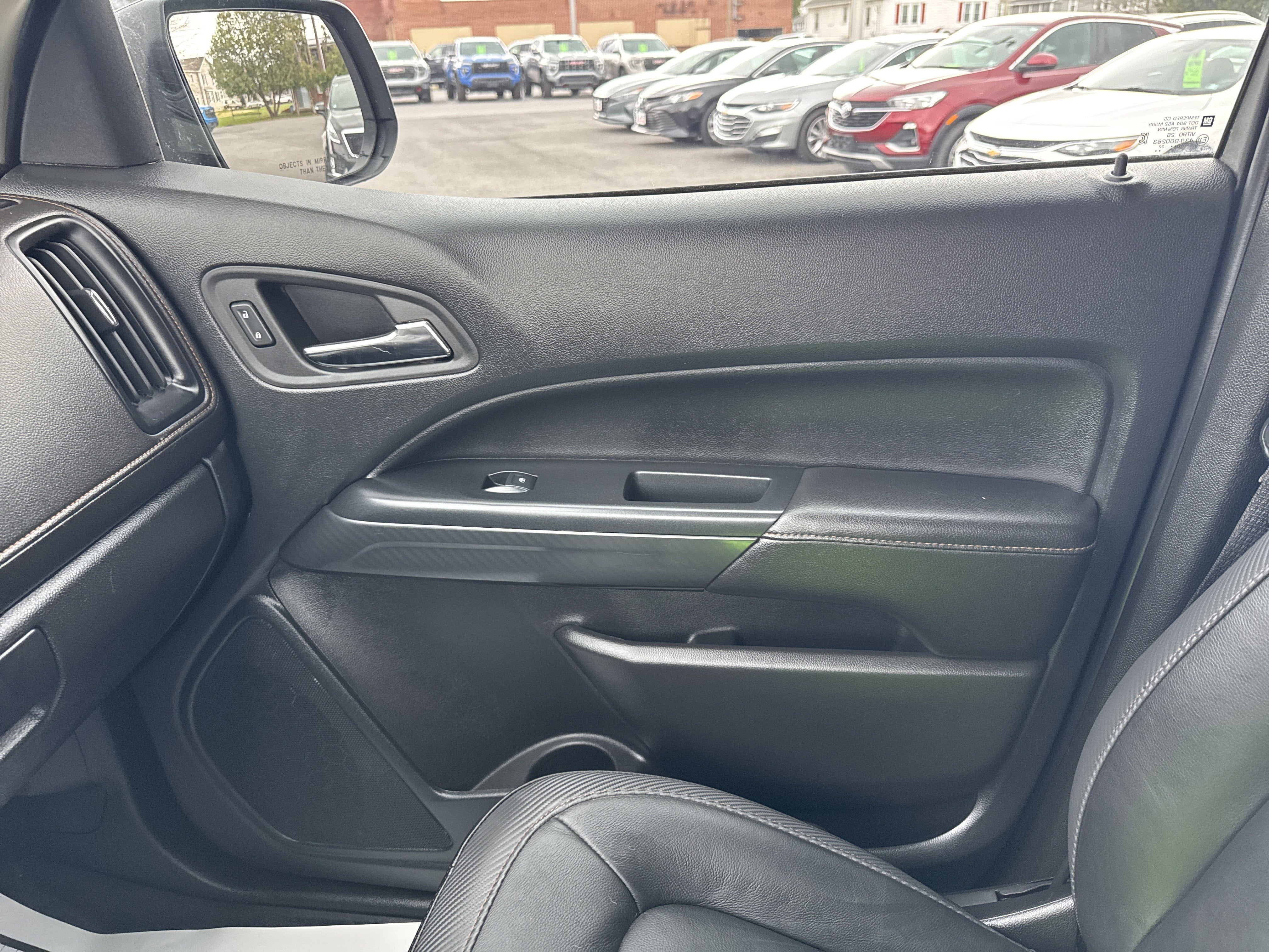 2022 GMC Canyon AT4 - Leather