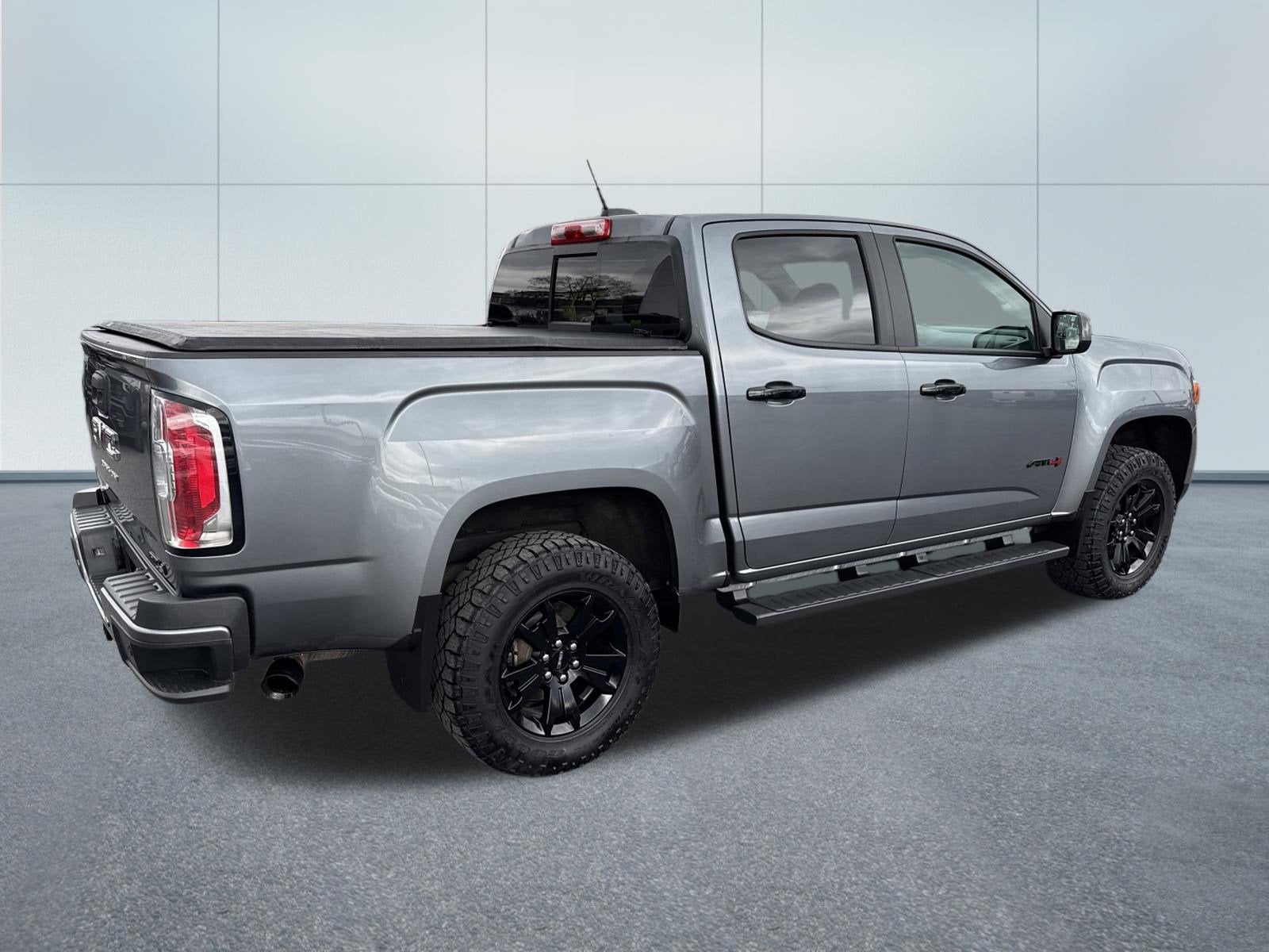 2022 GMC Canyon AT4 - Leather