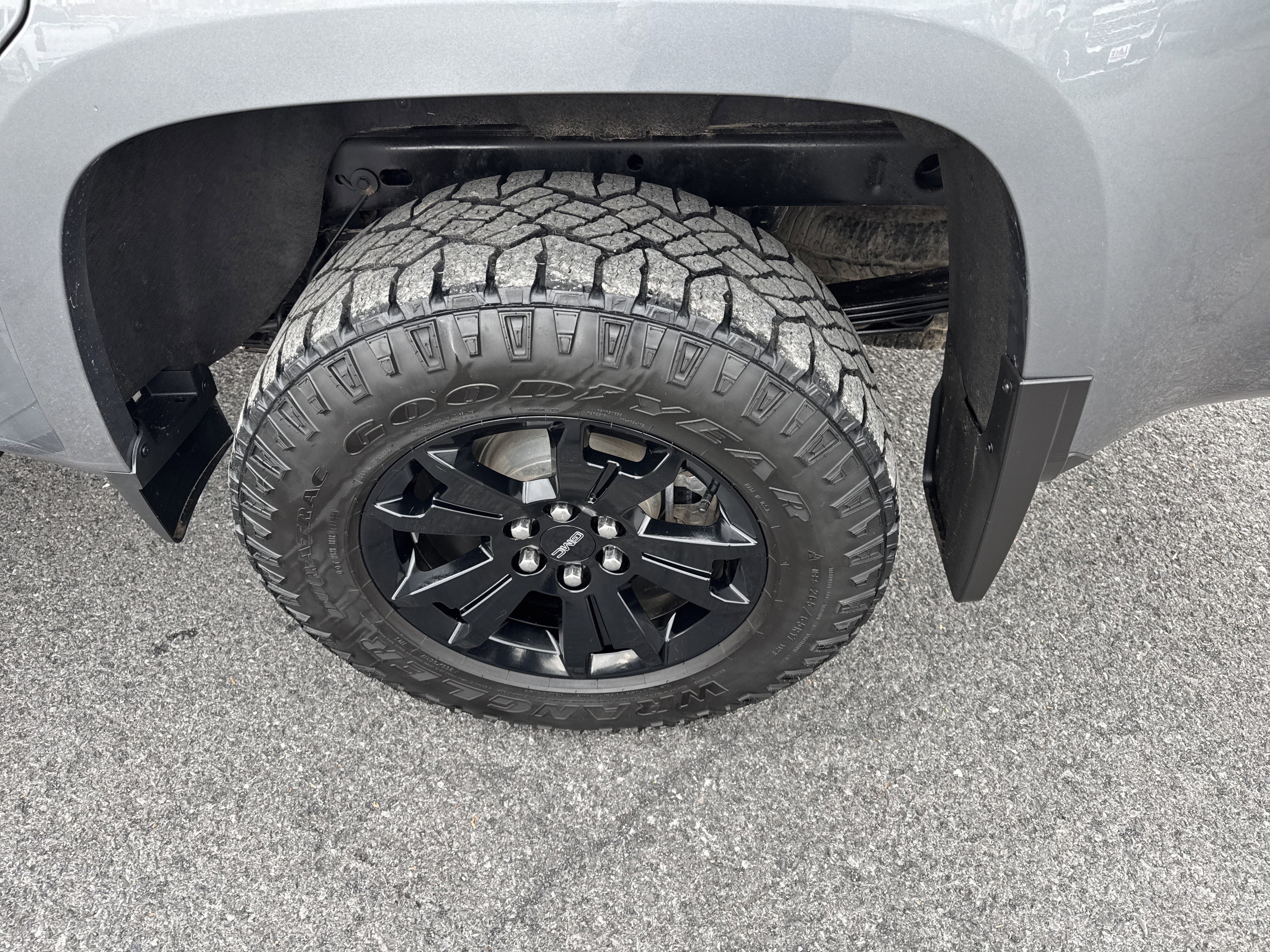 2022 GMC Canyon AT4 - Leather