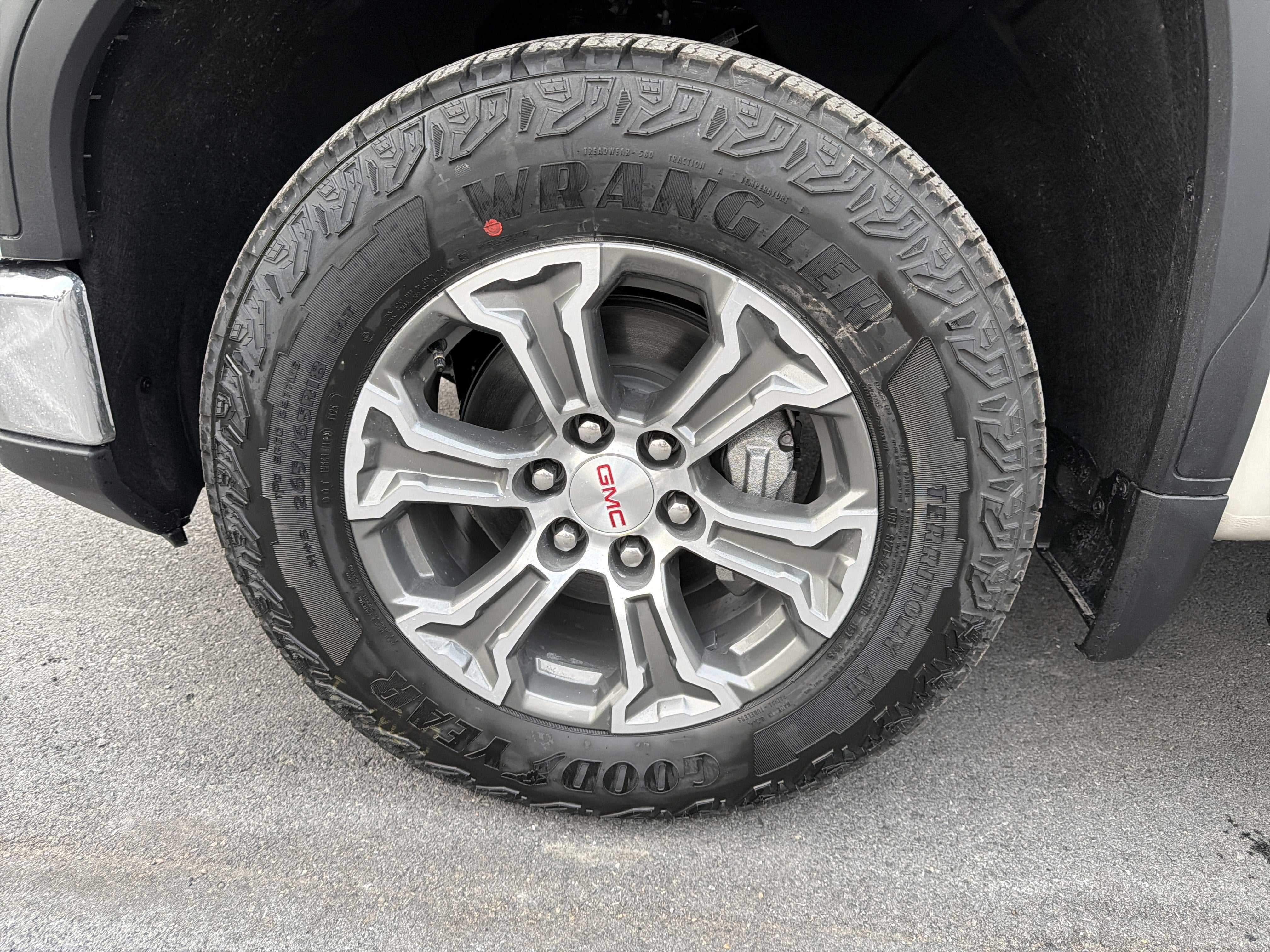 2026 GMC Sierra 1500 SLE