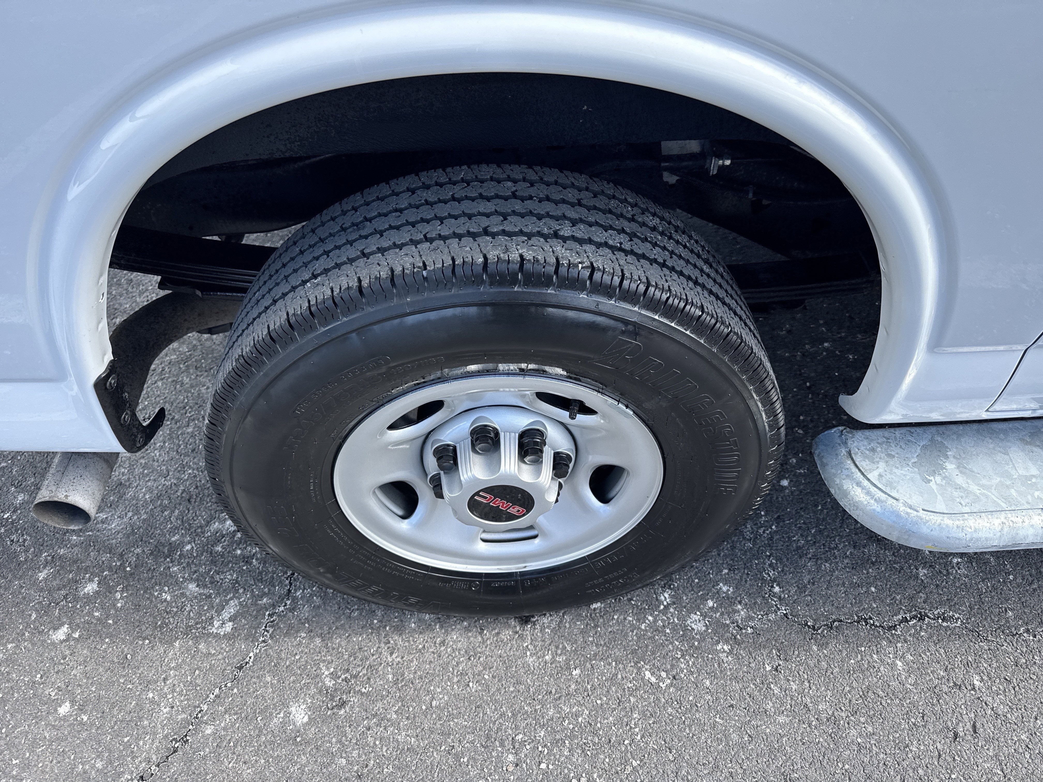 2024 GMC Savana Cargo 2500 Work Van