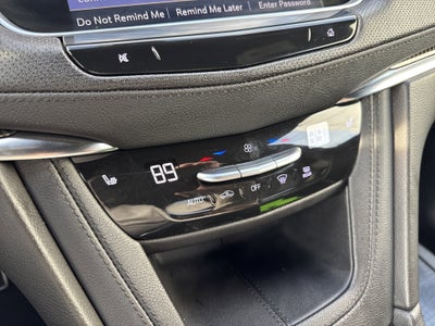 2022 Cadillac XT5 Sport